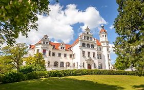 Schloss Groß Lüsewitz